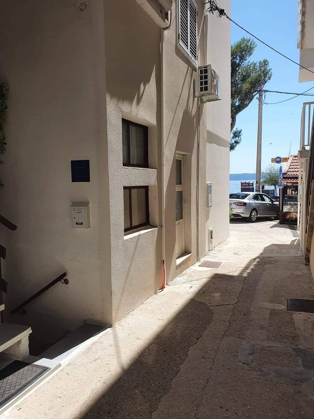 Foto 5 von 39: 3-Zimmer-Haus am Strand Drasnice, Makarska