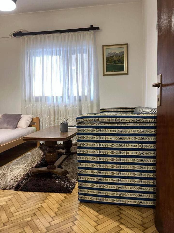 Foto 7 von 12: Two-Bedroom Apartment