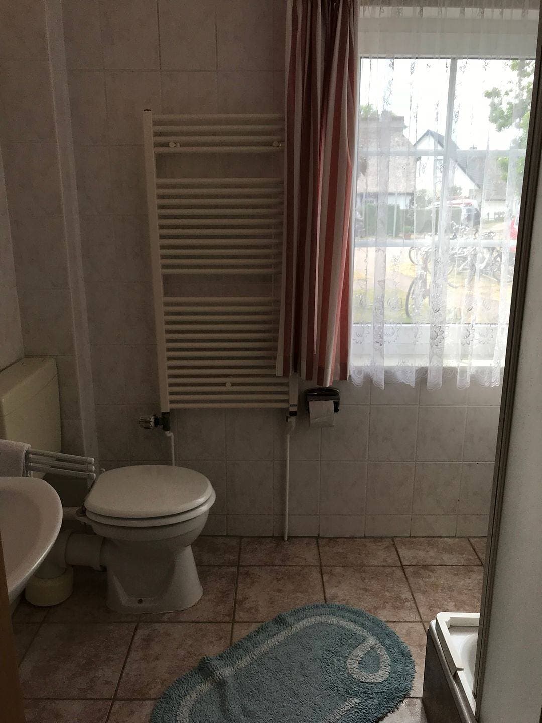 Foto 11 von 11: Kleine Erdgeschoss Ferienwohnung direkt am Boddstedter Bodden - Jana