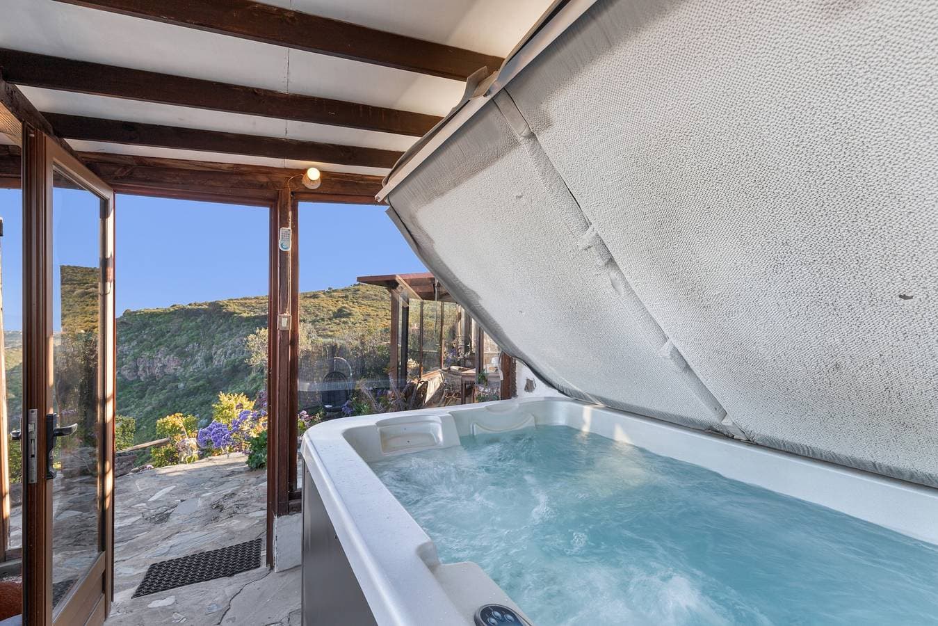 Foto 3 von 31: Casa Finca Mirador Bandama Sur – Landhaus mit Whirlpool, Garten und Ausblick