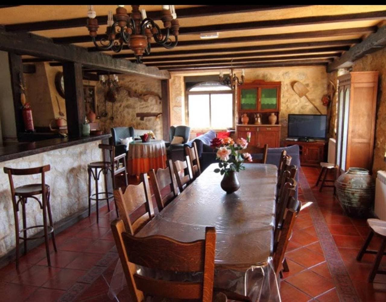 Foto 6 von 20: Landhaus 'Casa Rural El Manantial' nahe Ciudad Rodrigo mit privatem Pool und Bergblick