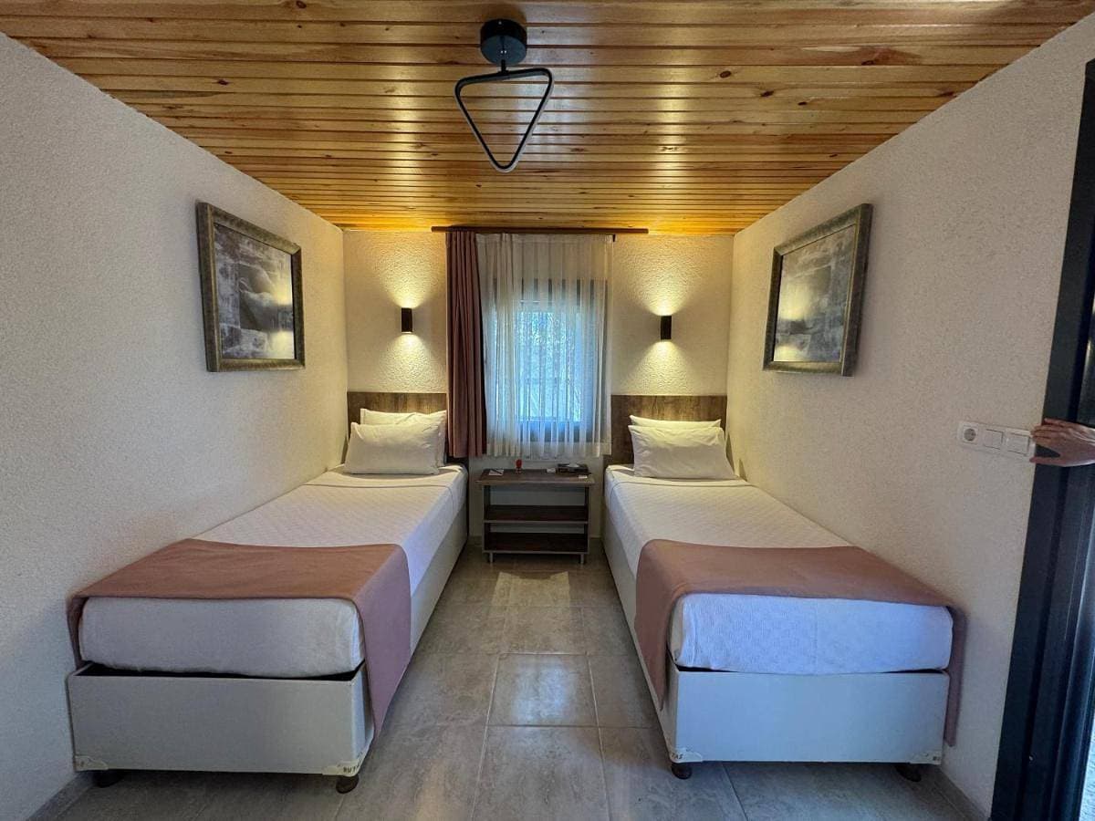 Foto 2 von 9: Budget Double Room
