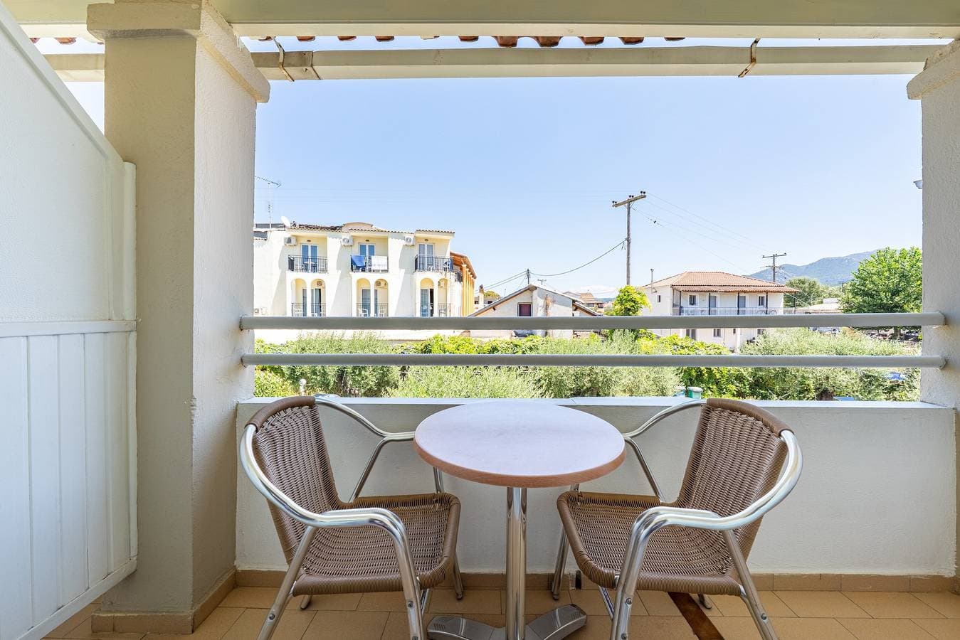 Foto 6 von 33: Studio „Alexandros Studios 8“ mit Gemeinschaftspool, WLAN und Klimaanlage