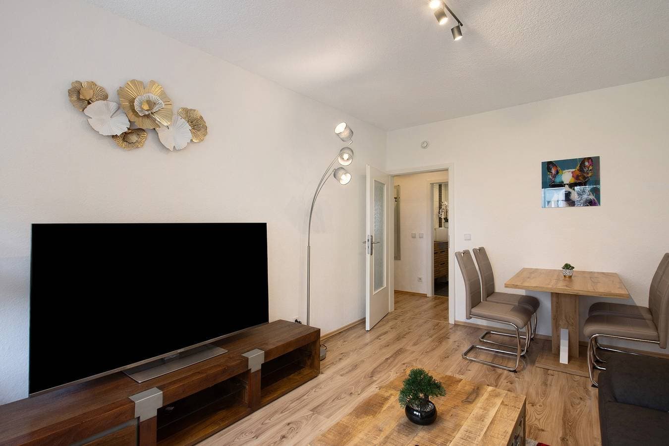 Foto 3 von 23: Ferienwohnung 'San Marino 2' mit Balkon und Wi-Fi