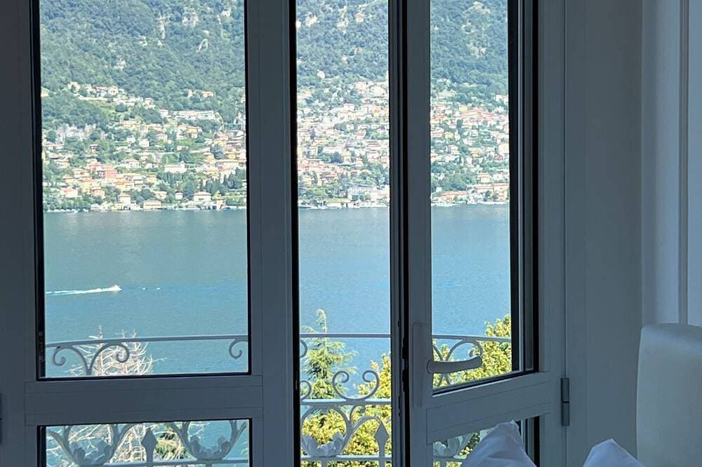 L'étoile du Lac - Elegant Apartment with View on the Lake Como and Concierge 1