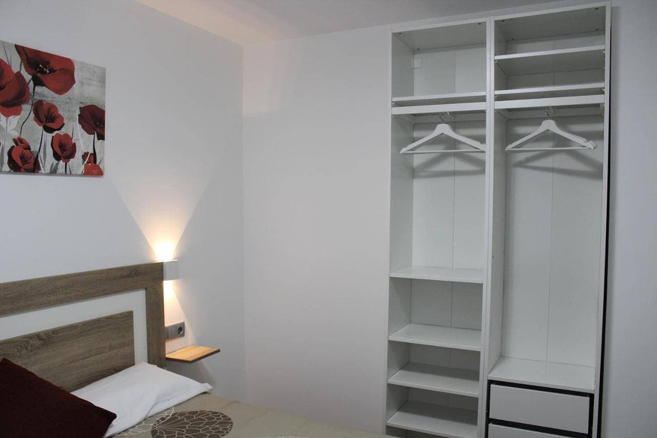 Foto 4 von 22: One-Bedroom Apartment