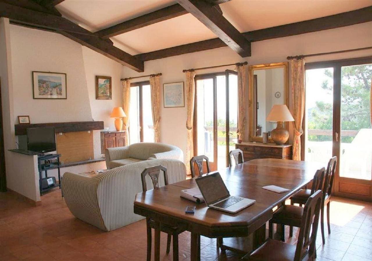 Foto 4 von 18: Villa with Sea View