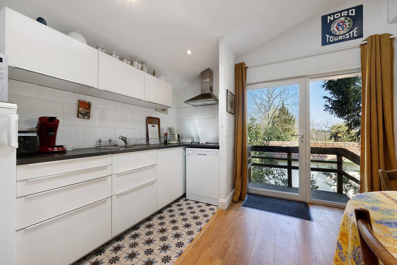Foto 8 von 24: Ferienhaus 'La Maison Des Poneys' mit privater Terrasse, WLAN und Klimaanlage