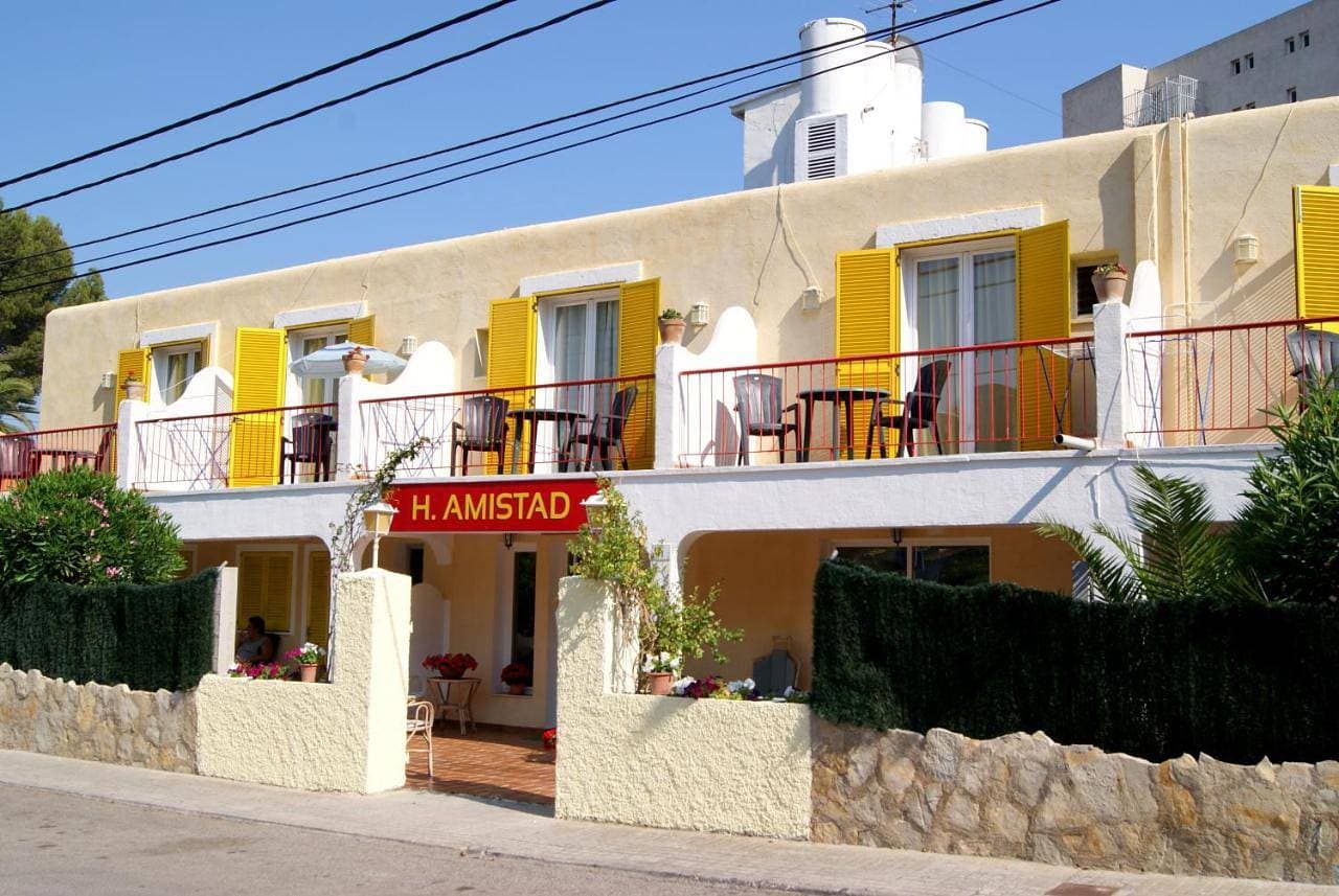 FLOR Amistad Hostal 1