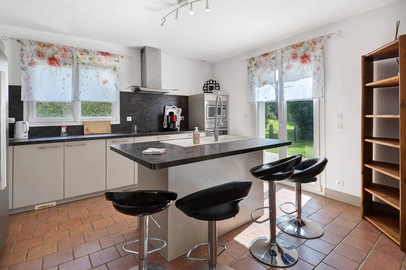 Foto 6 von 33: Ferienhaus 'Prestig House' mit privater Terrasse und eigenem Garten