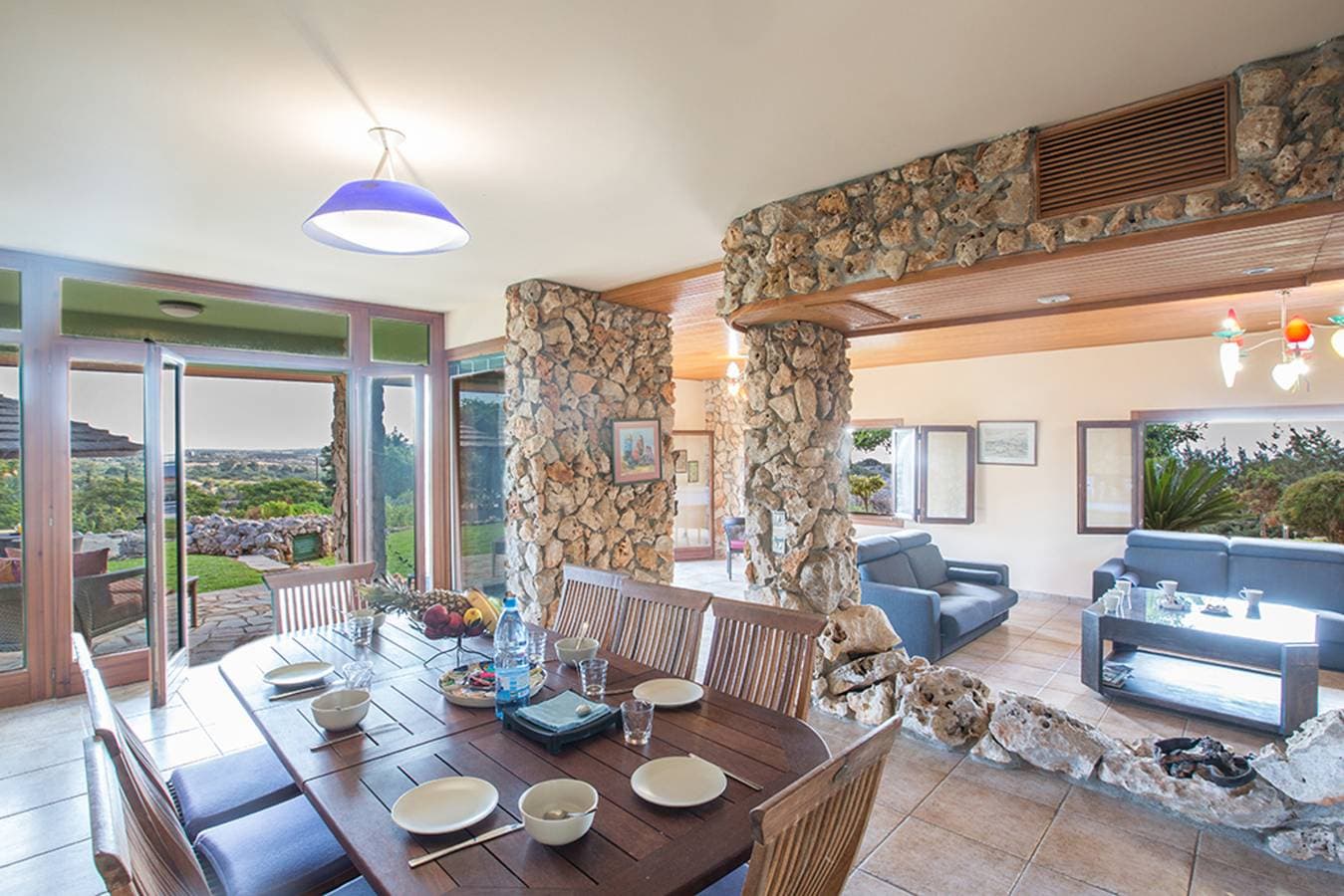 Foto 9 von 30: Villa für 8 Personen mit Balkon/Terrasse