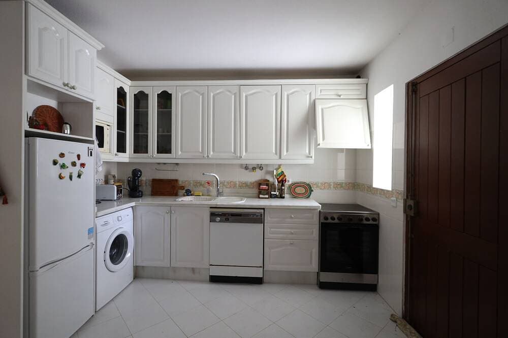 Foto 13 von 30: Charming 3 bedroom, 3 bathroom Villa, only 450m from the beach - 163730/Al