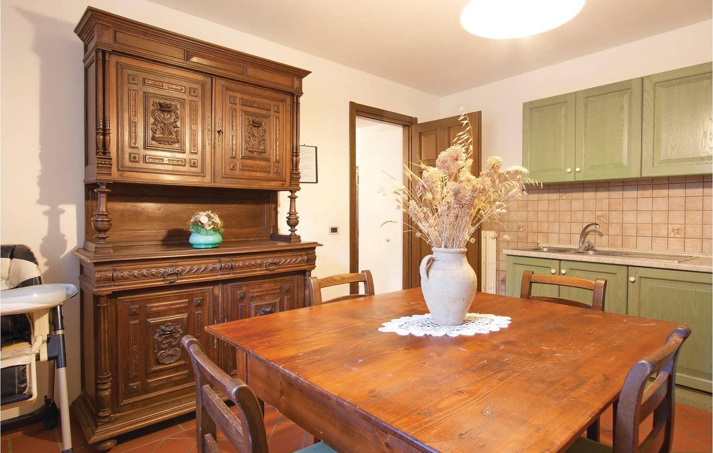 Foto 12 von 27: 150m² Wohnung: WiFi, Parkplatz, Pool & See 1,5km