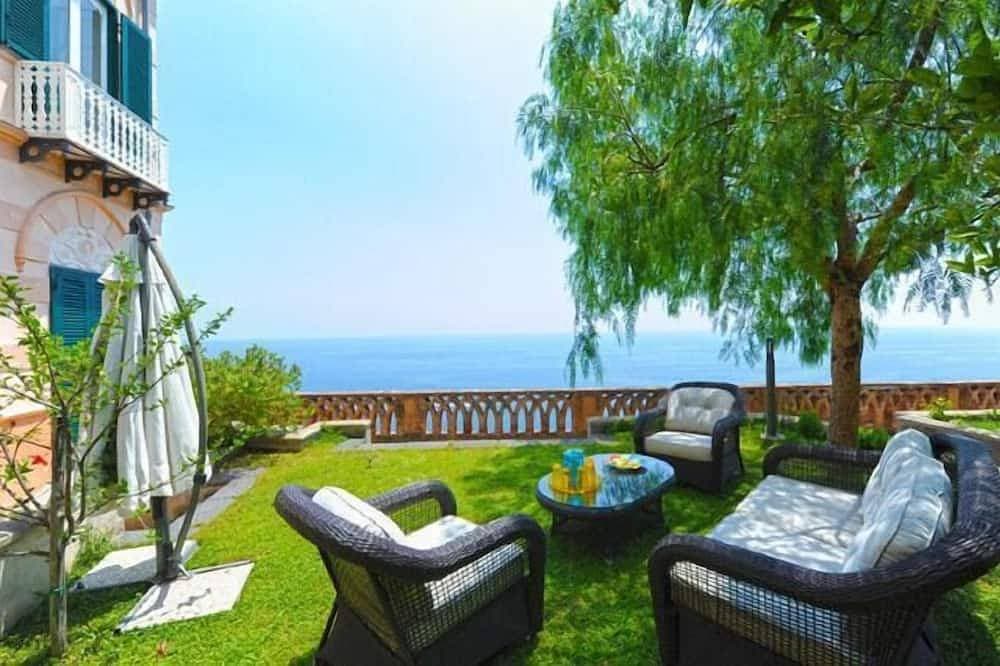 Foto 12 von 16: Amalfi Escher Haus Mit Garten