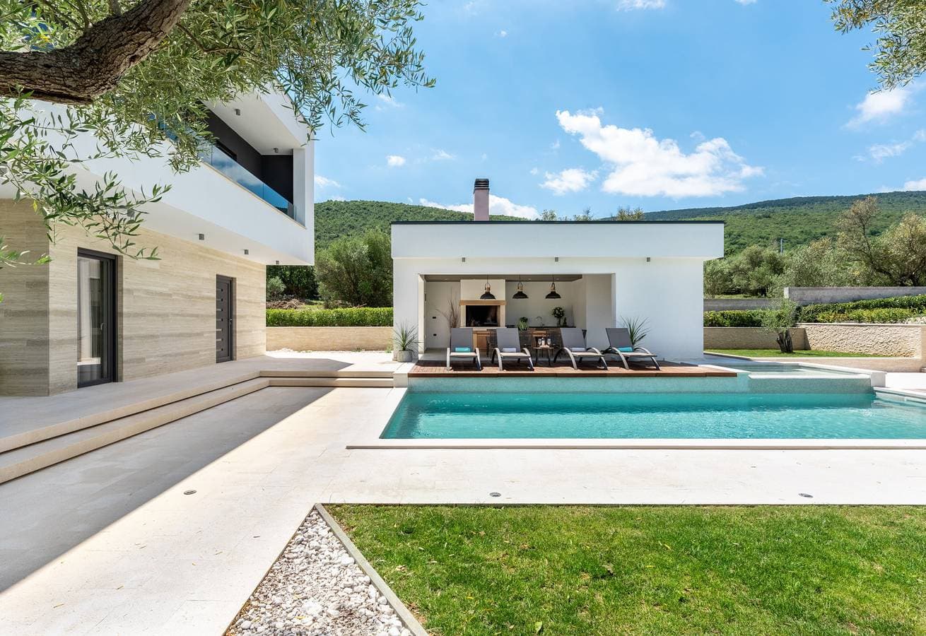 Foto 8 von 69: Luxusvilla Perfecta mit Pool
