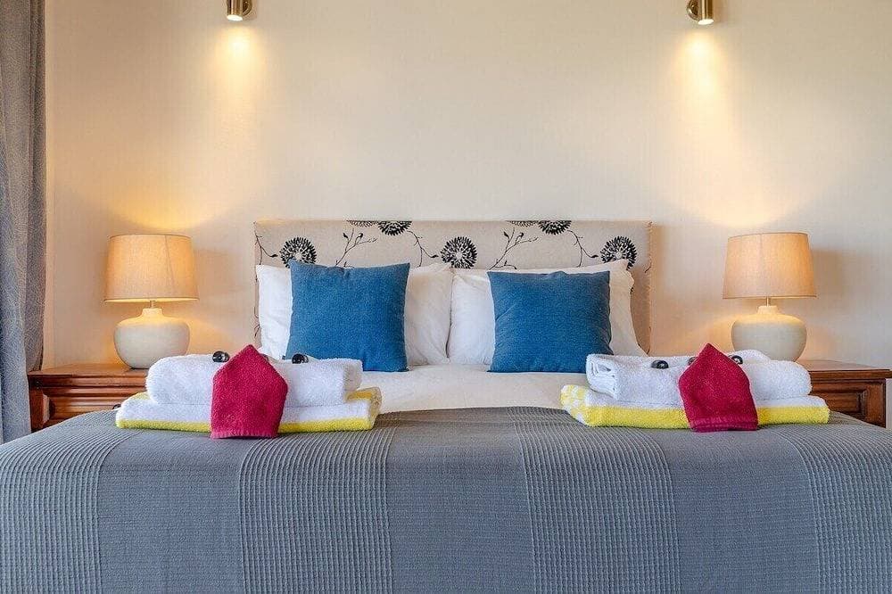 Foto 4 von 15: Gozo Ph w/private Rooftop Hot Tub, Terrace + Views