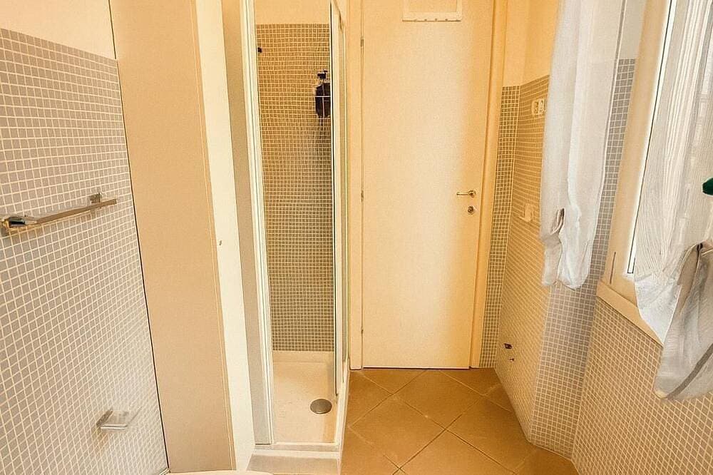 Foto 4 von 10: Cozy Apartment 2 Steps From The Center