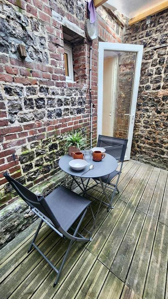 Foto 7 von 13: One-Bedroom Apartment with Terrace
