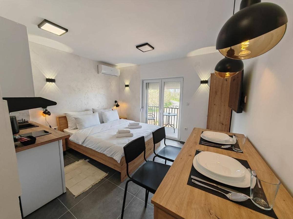 Apartman Holiday 2 1