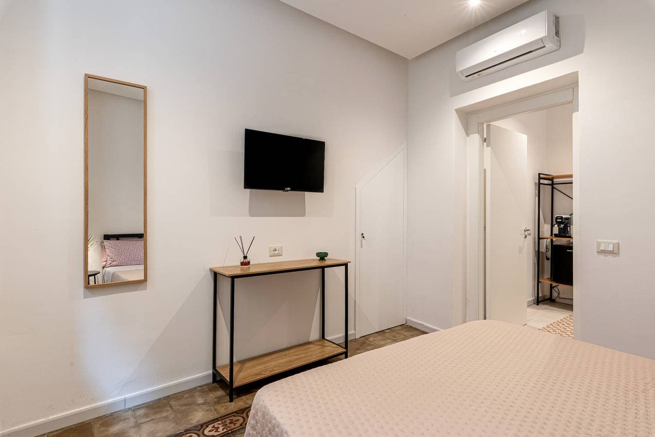 Foto 4 von 10: Suite Margherita - Cm