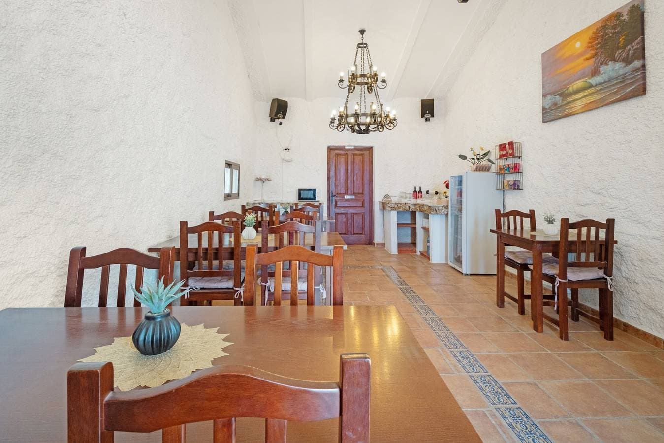 Foto 9 von 37: Zimmer „Lemon“ mit Gemeinschaftspool, WLAN und Klimaanlage