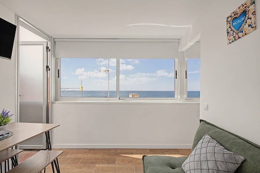Foto 10 von 27: Ferienwohnung 'Ático La Morena' mit Meerblick, privater Terrasse und WLAN