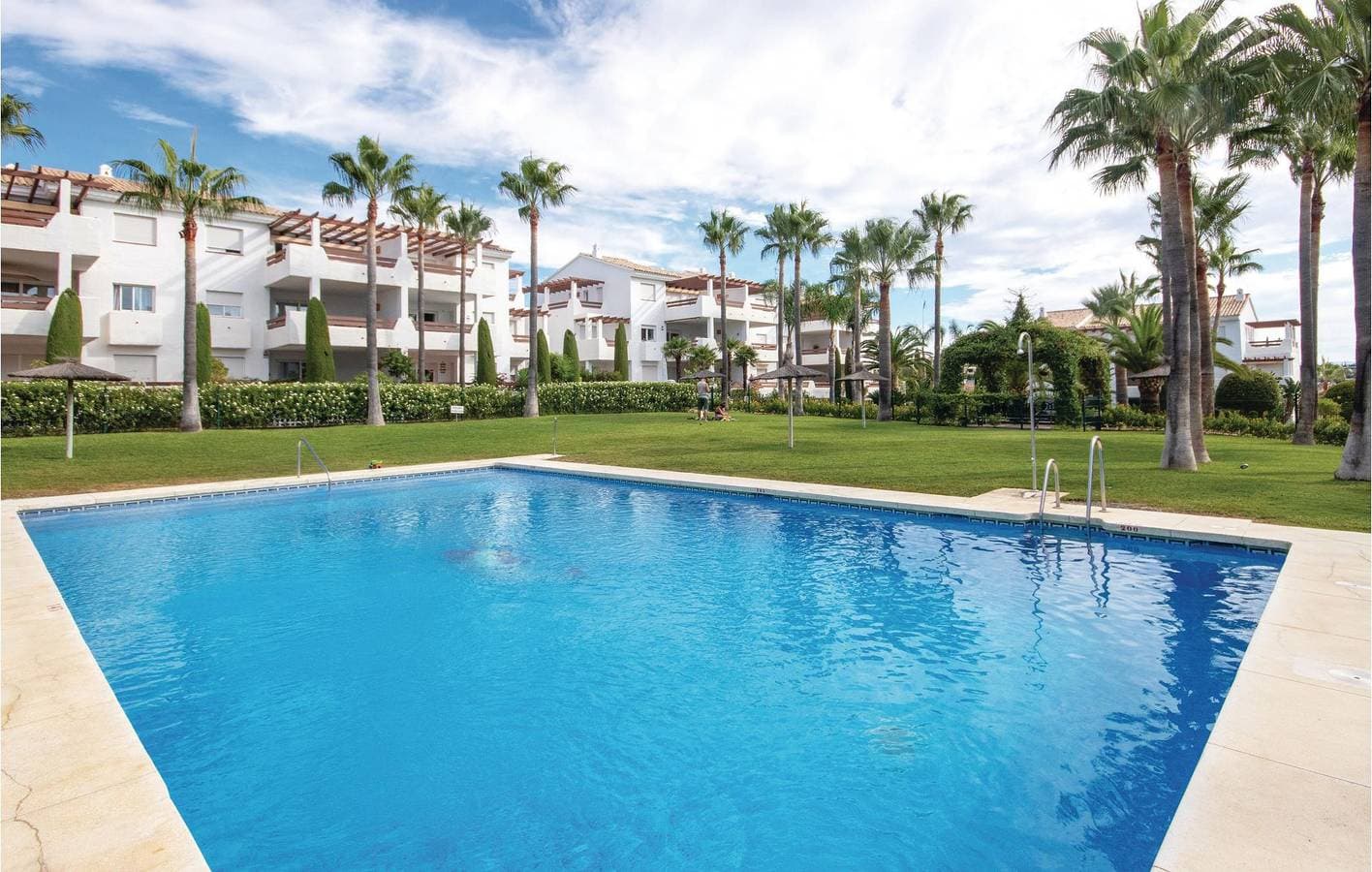 Foto 2 von 23: Oase am Strand: 74qm mit Parkplatz, Pool, Terrasse und Internet