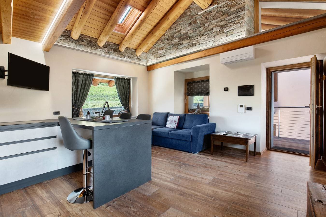 Foto 4 von 25: Ferienhaus 'Alpine A&S' mit Bergblick, WLAN und Klimaanlage