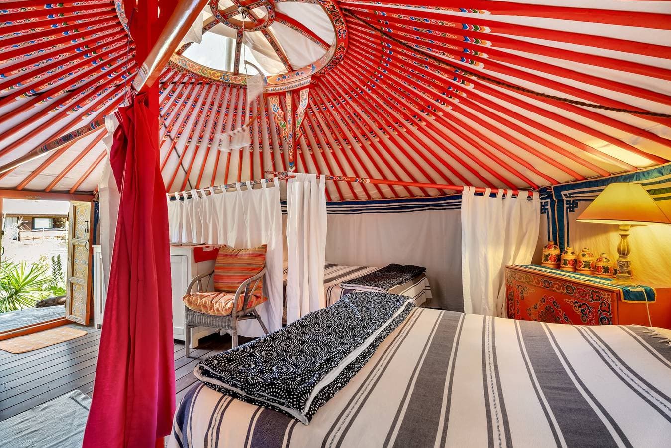 Foto 5 von 25: Bed & Breakfast 'Yourte - Les Toits Du Gaou' mit Gemeinschaftsterrasse und WLAN