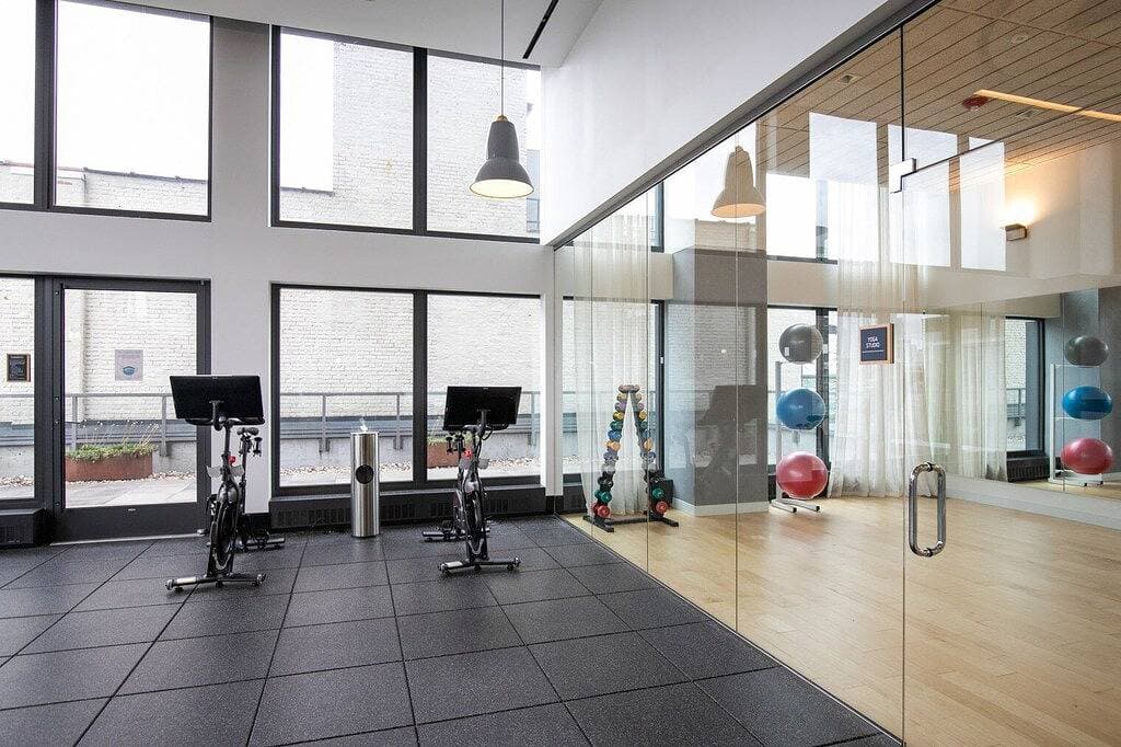 Foto 9 von 32: Hip West Loop Studio w/ Gym & Coworking, nr Uic, by Blueground