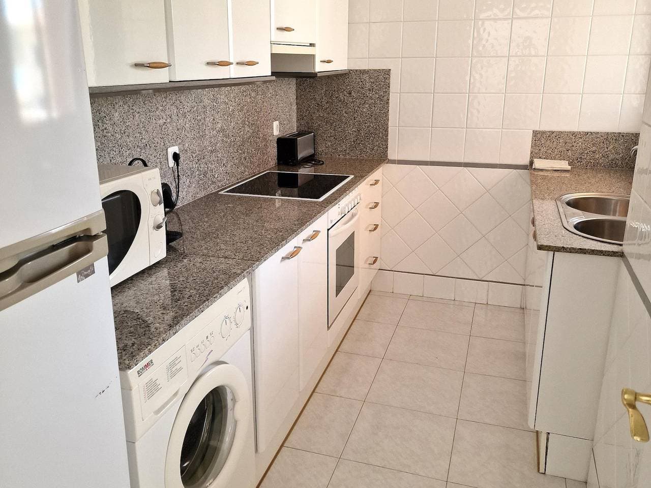 Foto 12 von 44: S'Agaró-Apartament amb piscina comunitària a 1 minut de la platja