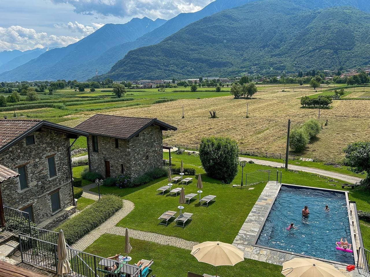 Borgo Erbiola Margherita Rustico-Ferienwohnung mit Pool 1