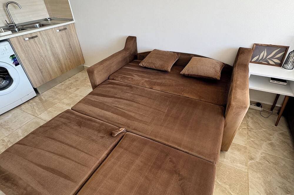 Foto 12 von 18: Beautiful Sea View Studio with Pool. 5-Min Walk to the Beach