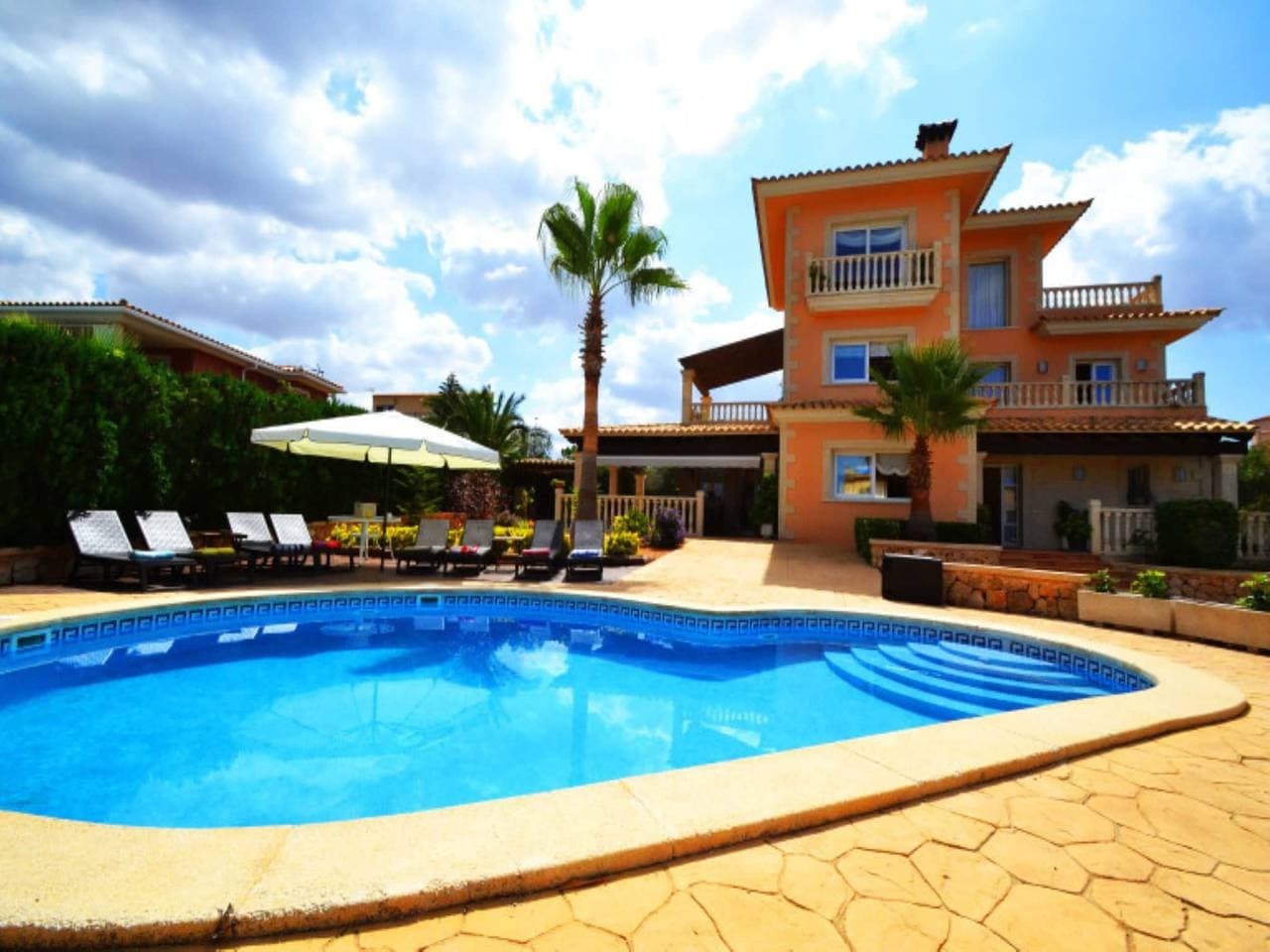 Foto 3 von 49: Chalet Libertat - Ferienhaus Mit Privatem Pool