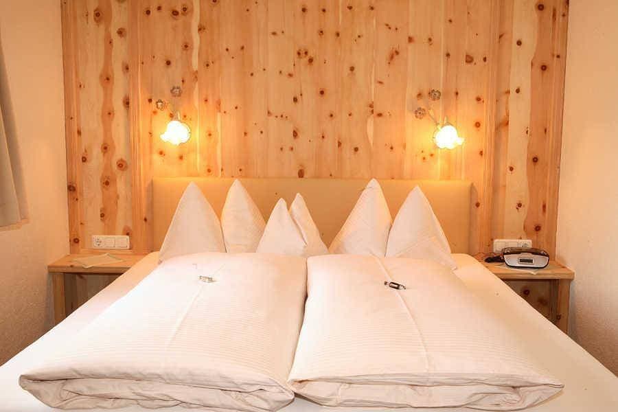Foto 9 von 20: Doppelzimmer mit Dusche, Wc und Balkon