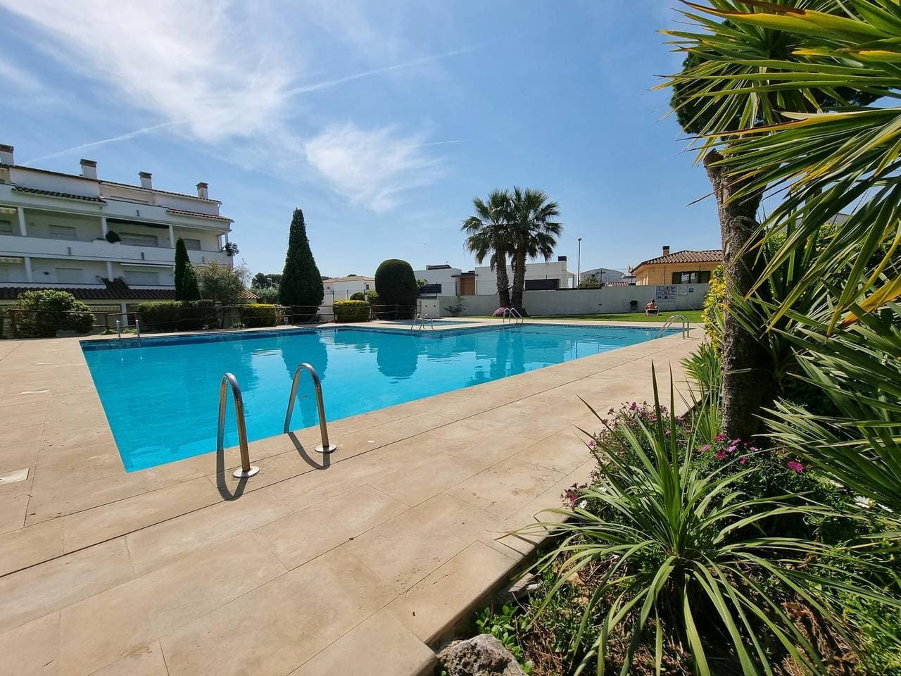 Foto 3 von 26: Ferienwohnung für 4 Personen mit Pool