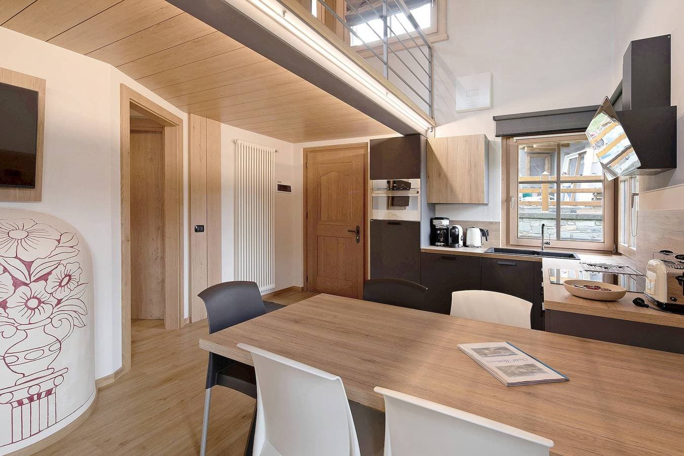 Foto 4 von 21: Ferienwohnung Chalet Monteneve Bordeaux mit Bergblick, Balkon und WLAN