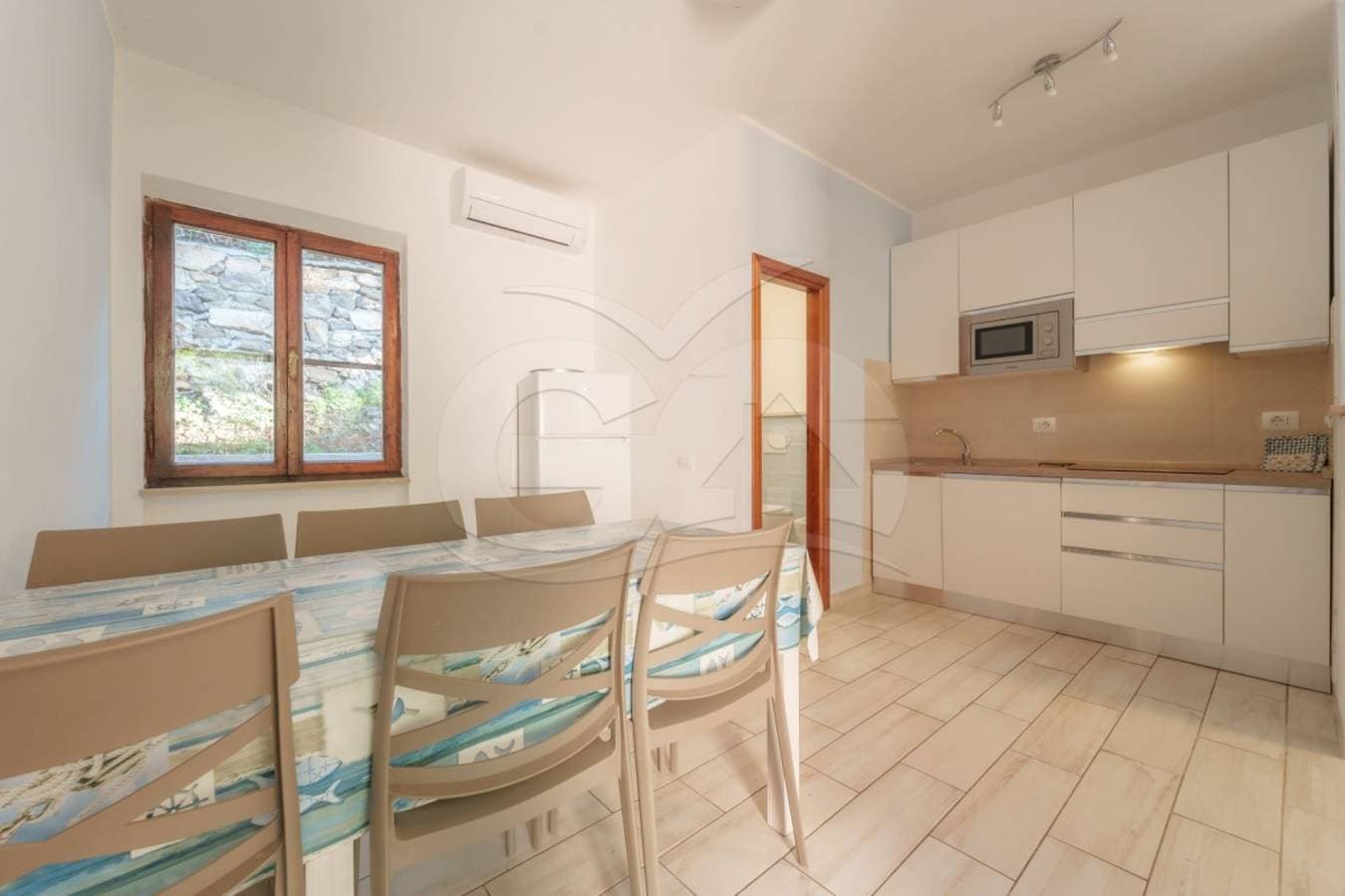 Foto 8 von 30: Villa für 5 Personen mit Terrasse