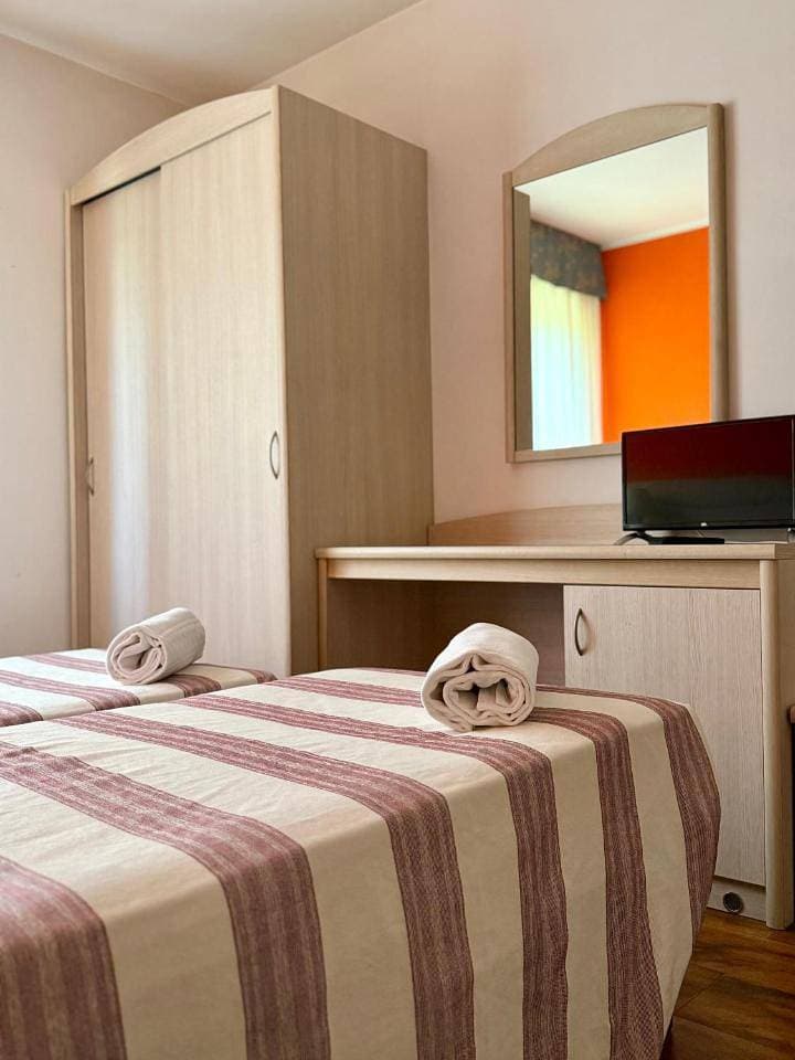 Foto 11 von 18: Triple Room with Mountain View