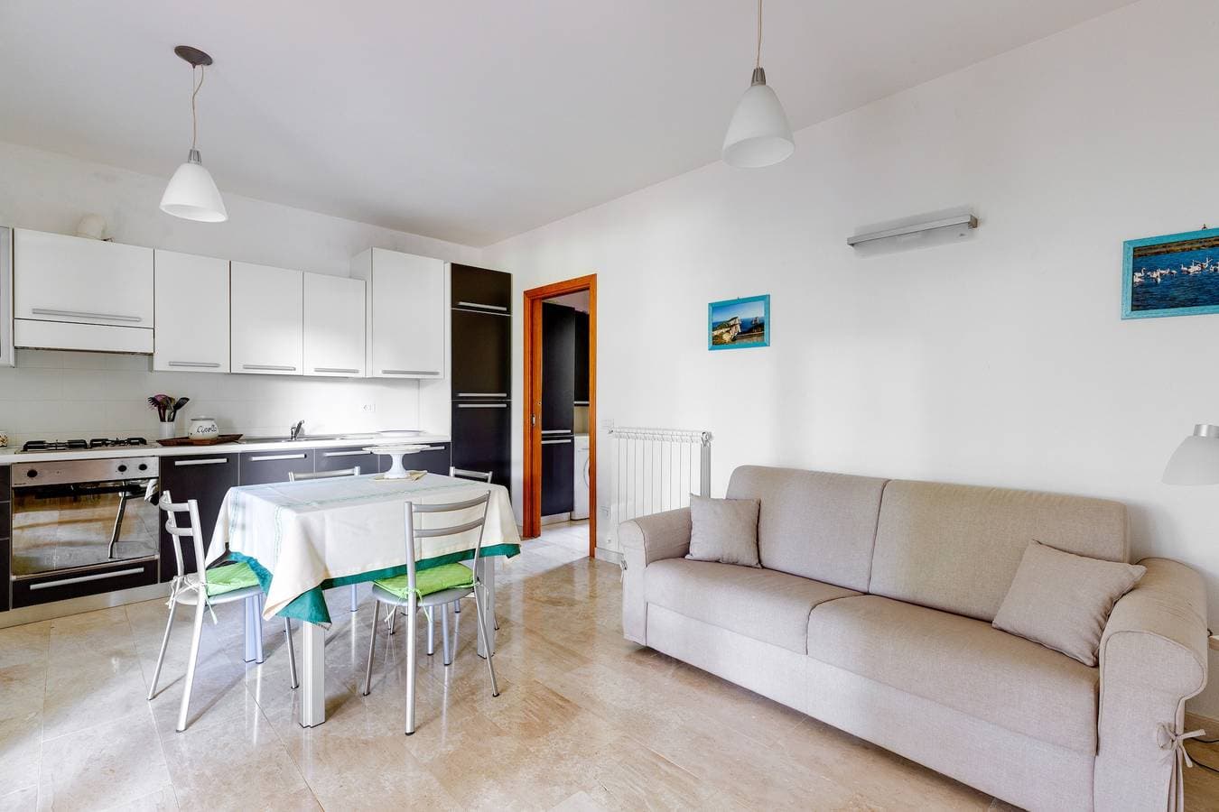 Foto 5 von 26: Ferienhaus "Antonella Sul Golf" mit Gemeinschaftspool, privater Terrasse und WLAN