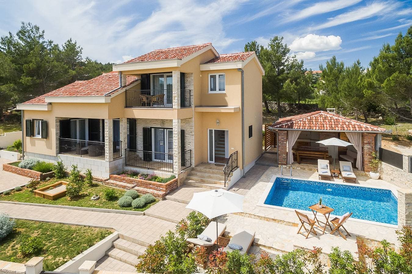 Foto 9 von 37: Villa Noah am Meer mit beheiztem Pool