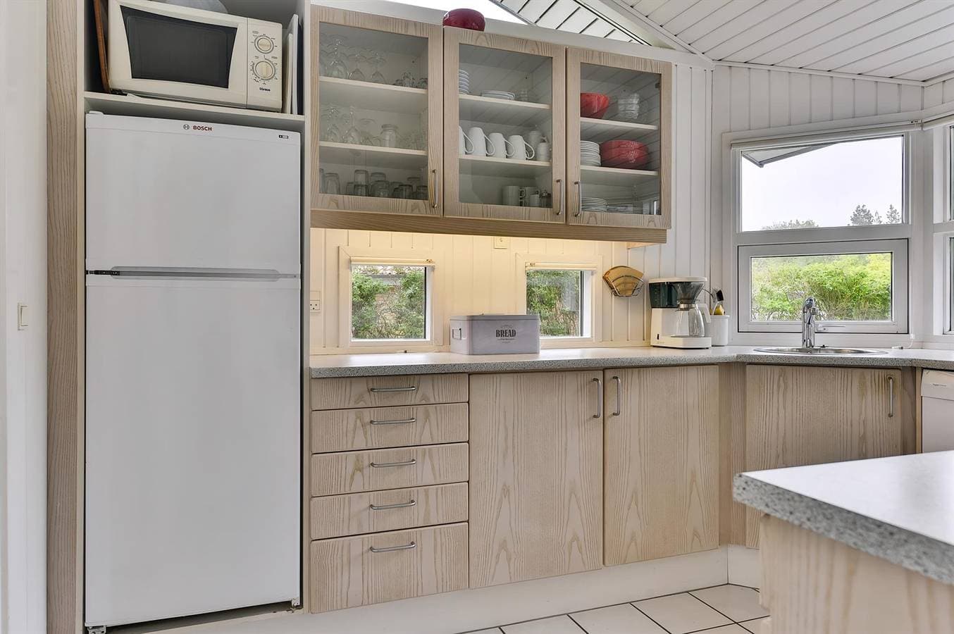 Foto 11 von 24: Nice home in Humble w/ Sauna, WiFi and 3 Bedrooms