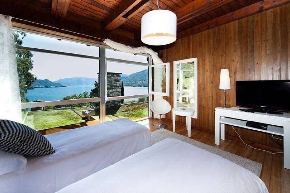 Foto 7 von 30: Villa Olga - Private villa with hot tub and pool