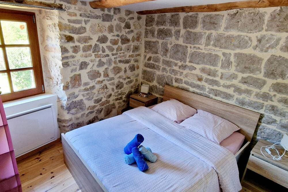 Foto 6 von 30: Gîte la Cardabelle -Gîte-Ensuite mit Bad