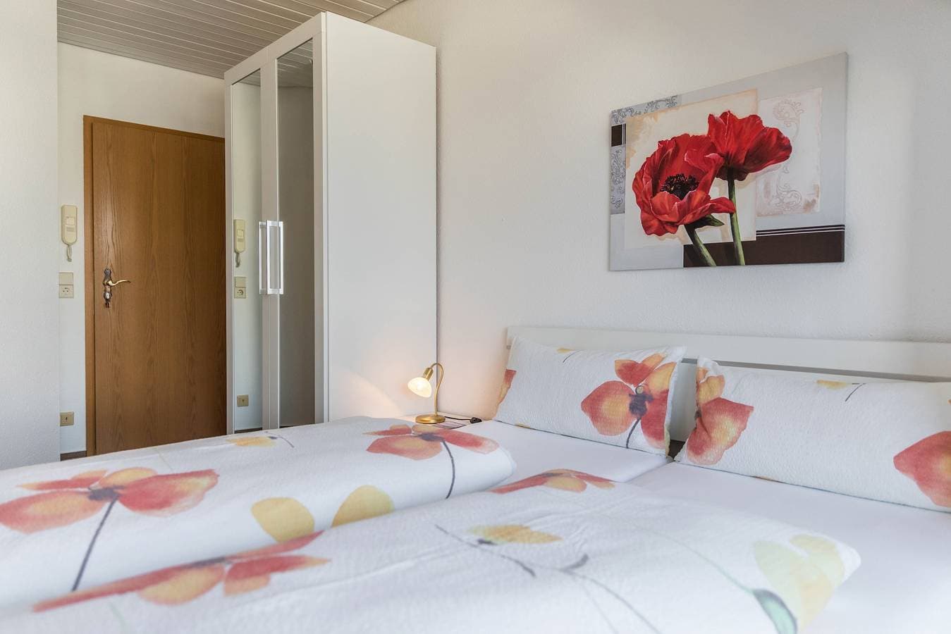 Foto 3 von 15: Einzimmerwohnung "Baur Nr. 2" mit Wlan und Balkon; Parkplatz vorhanden