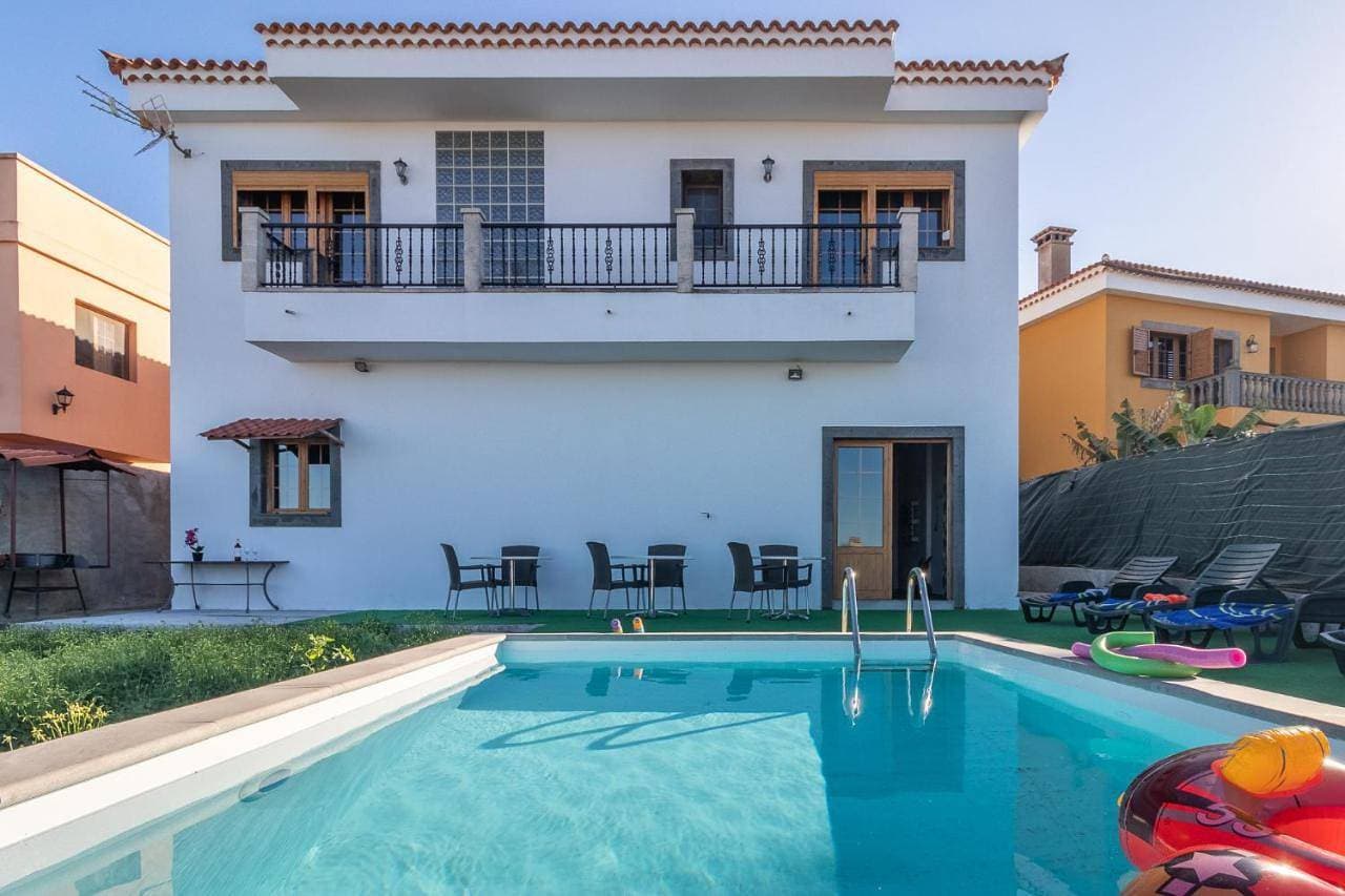 Villa de Pino 1