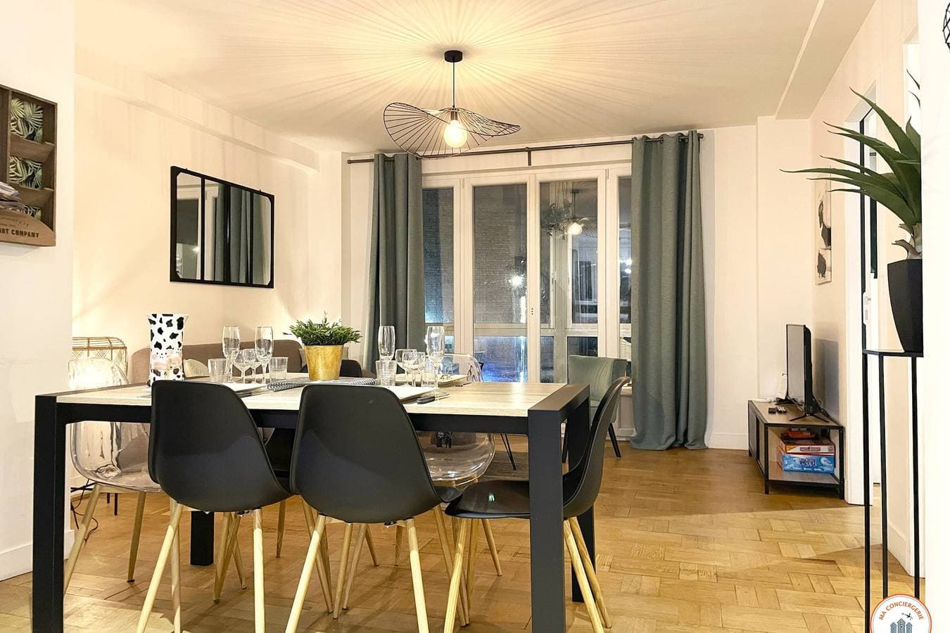 Foto 6 von 28: Ferienwohnung für 4 Personen mit Terrasse