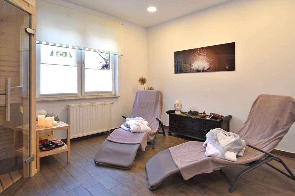 Foto 12 von 30: Entspannender Rückzugsort mit Terrasse