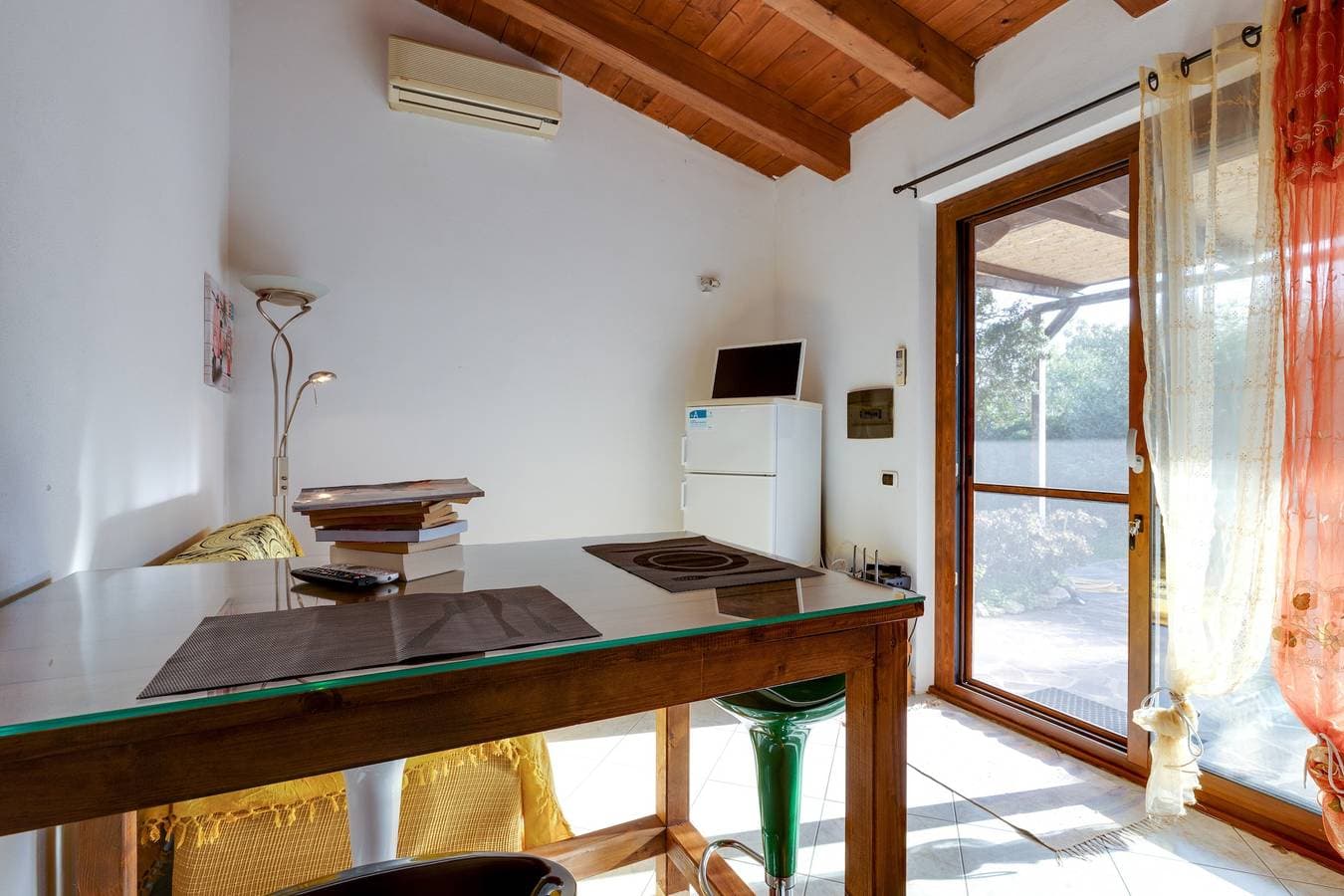 Foto 9 von 23: Ferienhaus "Samarighouse" nahe am Meer mit Garten & WLAN