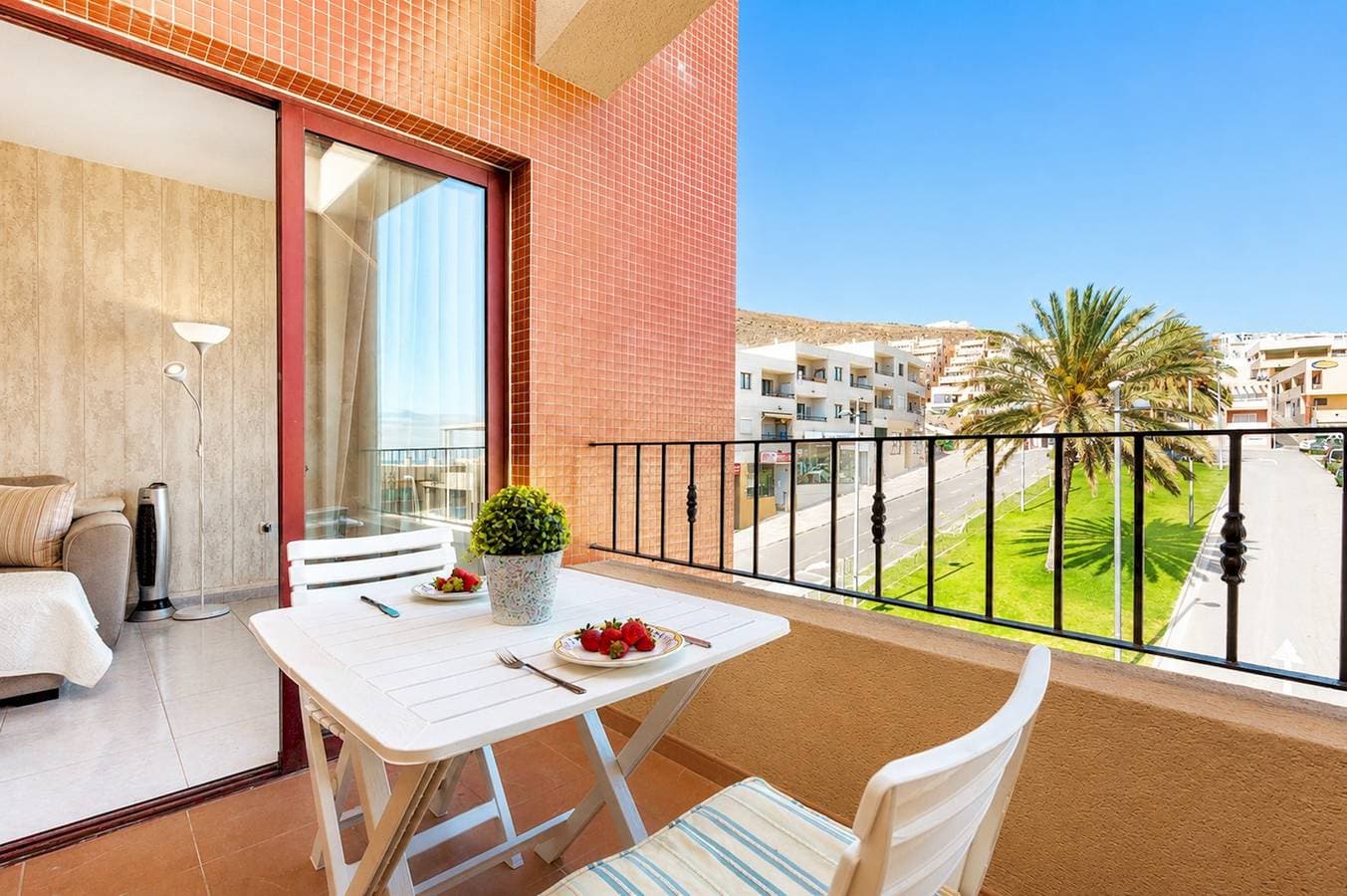 Foto 3 von 31: Ferienwohnung für 3 Personen mit Terrasse
